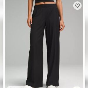 NWT Lululemon Swift Wide leg Mid Rise Pant